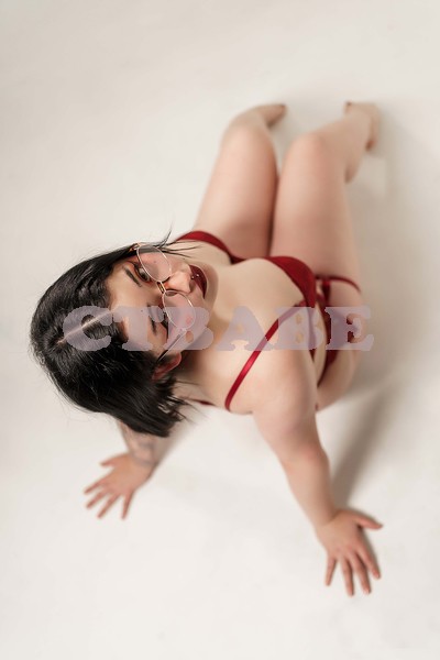 High Profile Delhi Escort Service Nearby 24 Hour Service High Profile Delhi Escort Service Nearby 24 Hour Service