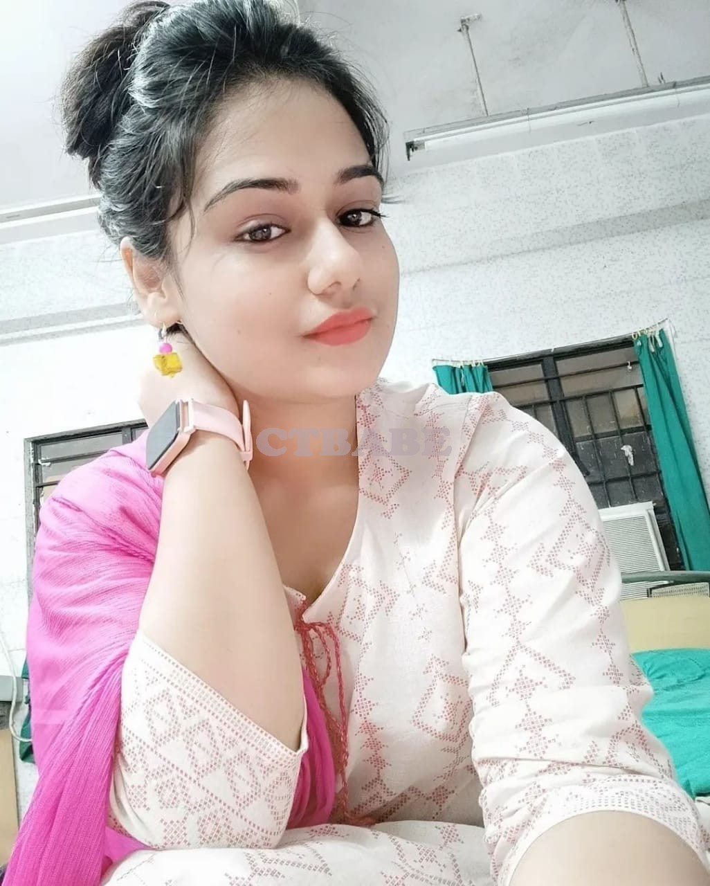 100% genuine service call girl Sanjana Malhotra