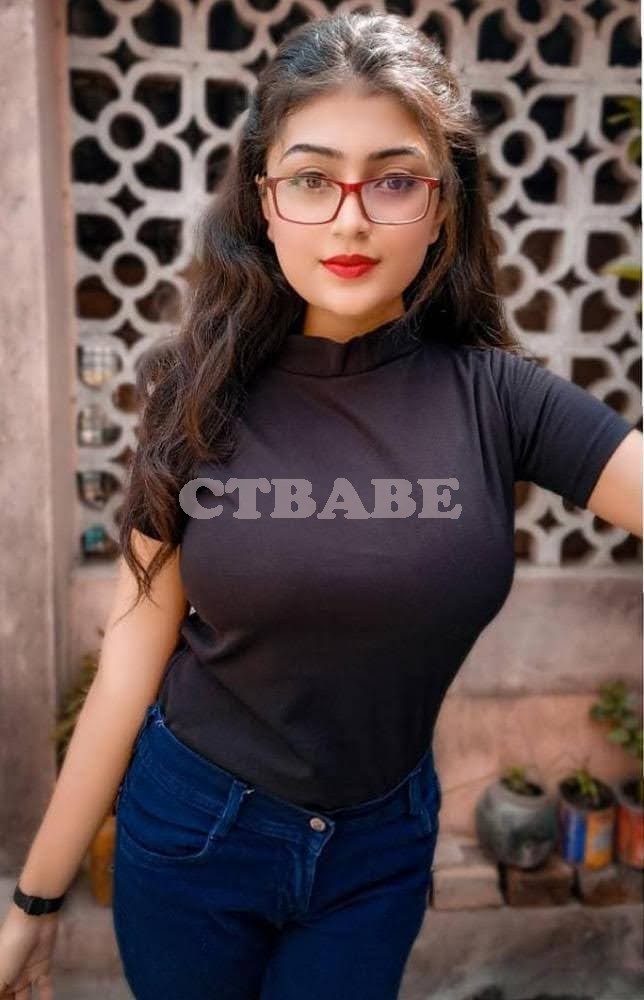Srishti Kumari full service full enjoy home service room service