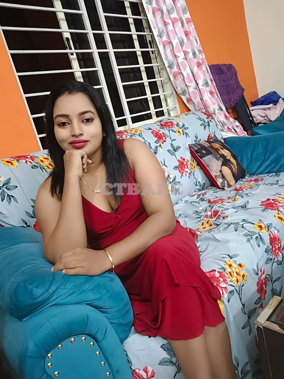 Independent college girl no advance direct Hand to Hand cash Independent college girl no advance direct Hand to Hand cash