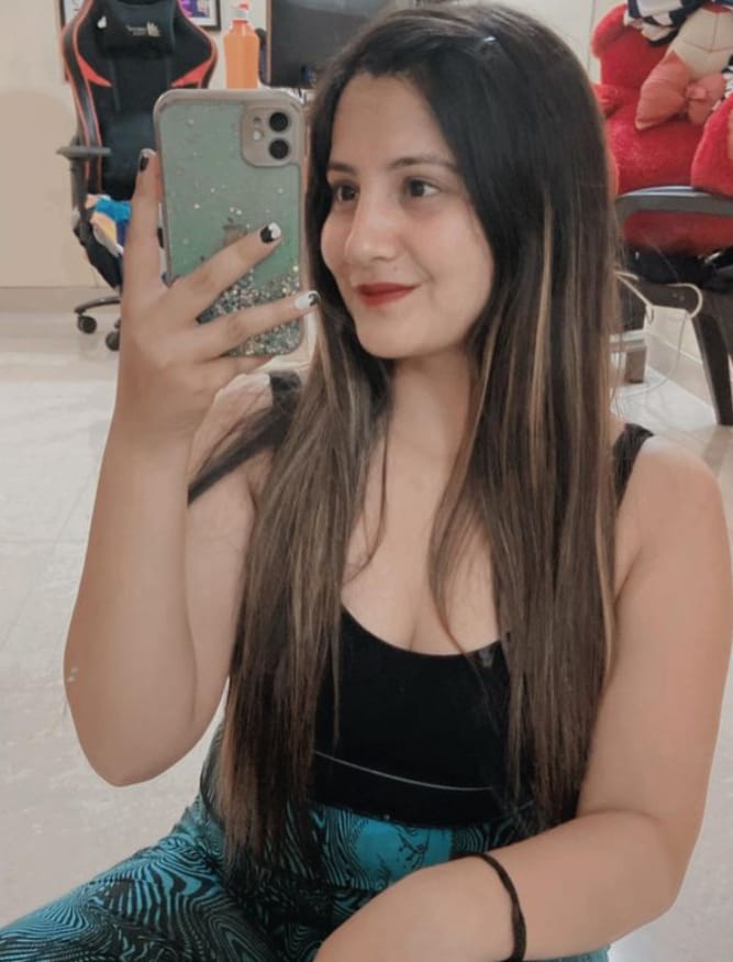 👄Muskaan, a gorgeous and super hot 🤩air hostess Udaipur Escorts for you. 💋