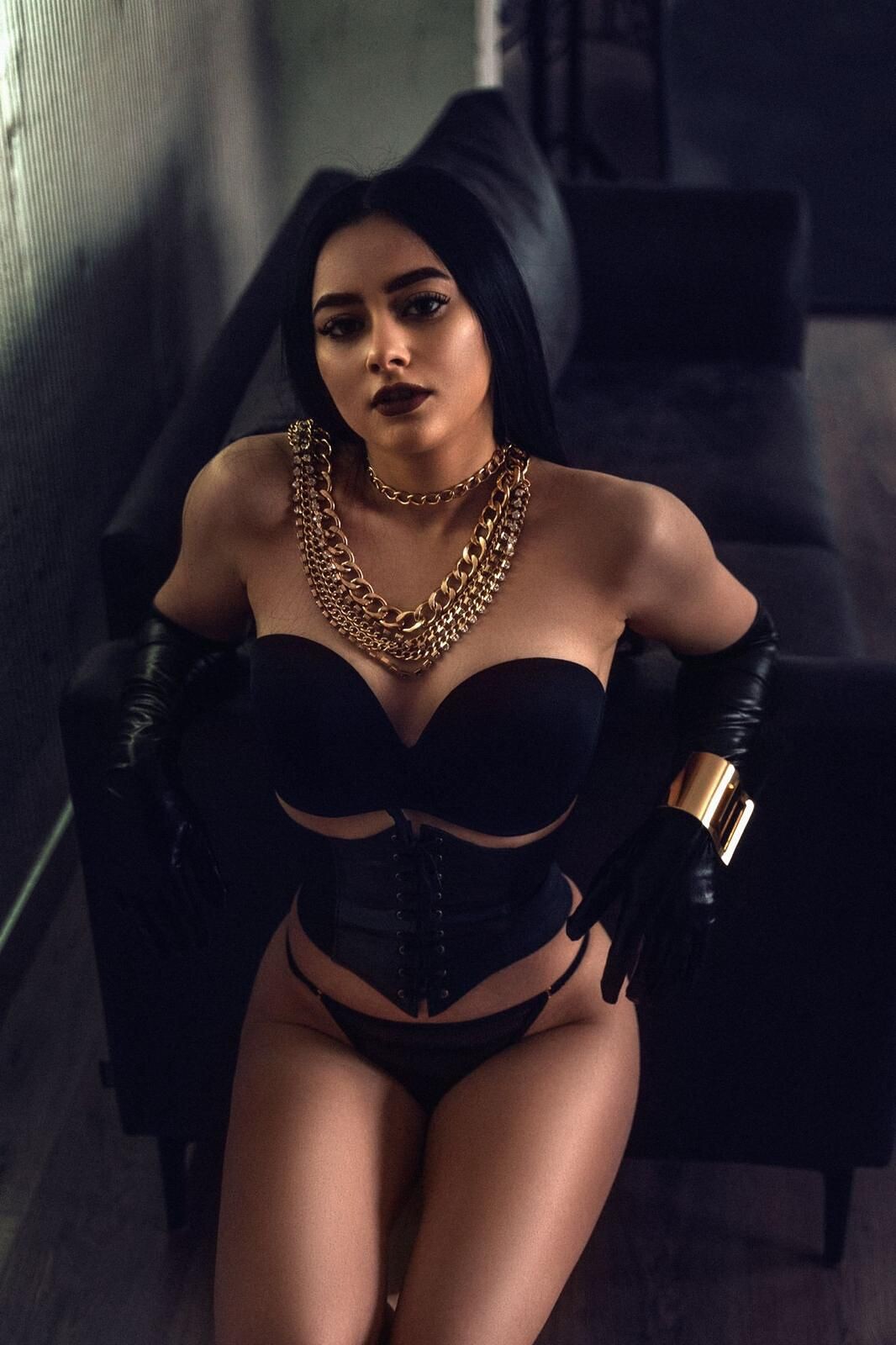 Satisfying Your Sexual Desire And Sensual Wishes With Mumbai Escort Satisfying Your Sexual Desire And Sensual Wishes With Mumbai Escort