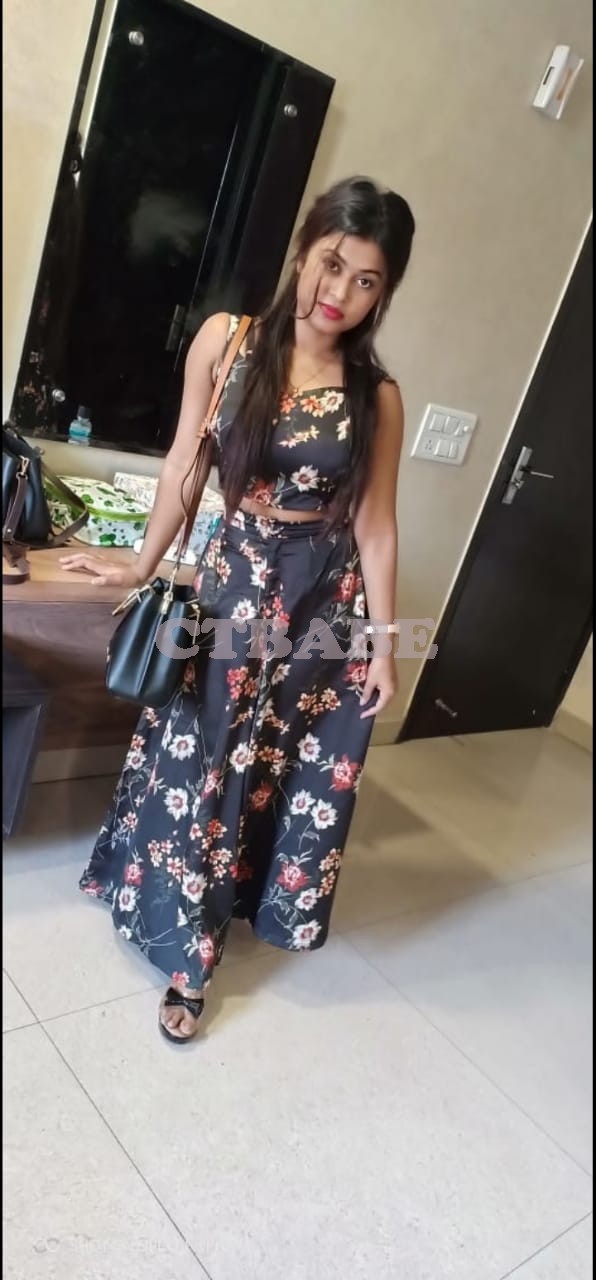 Riya agrwal  Gengtok Pujakumari Photo 1 of 1