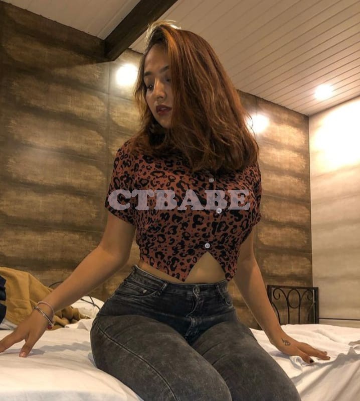 Nandini Kumari Indian pendant call Photo 1 of 1