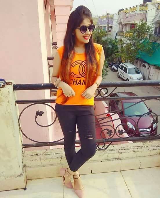 Anushka Sen A busty lover Photo 1 of 1