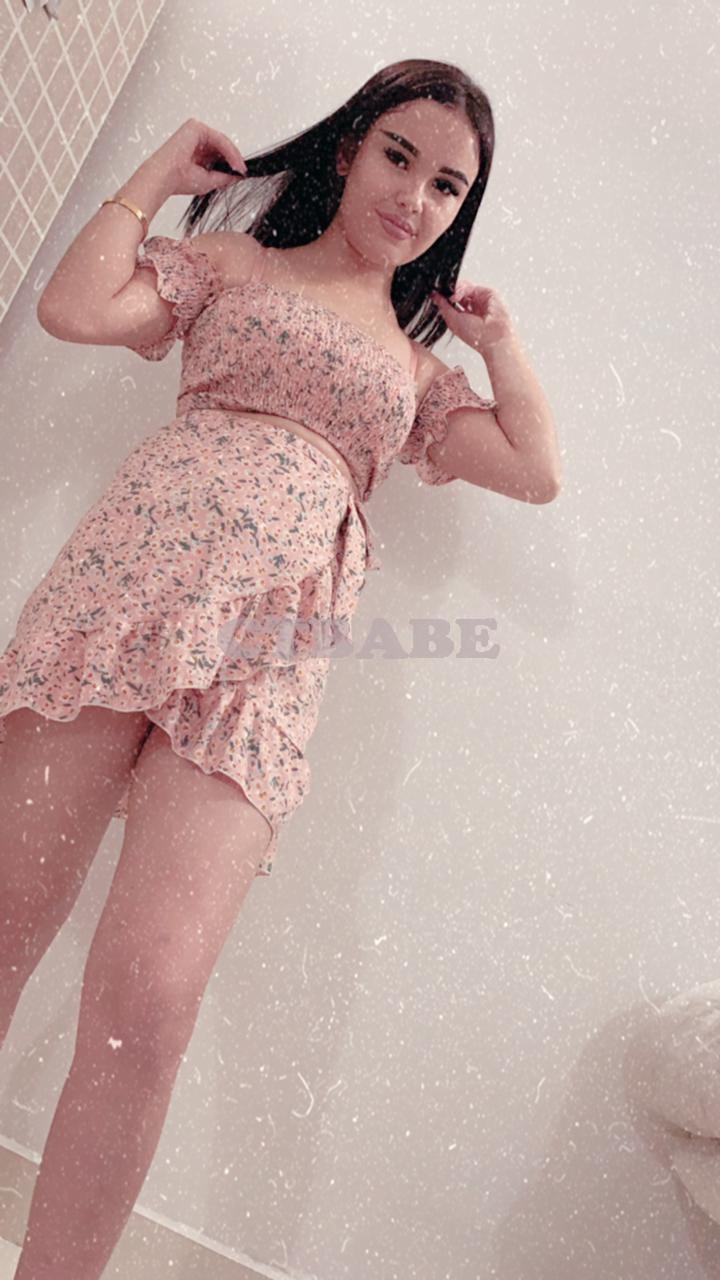 Aliyona Top Russian Call Photo 1 of 2