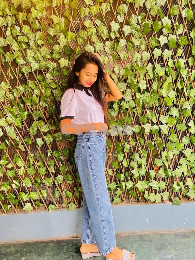 NEHA SHARMA  KOTA CASH PAYMENT Photo 1 of 1