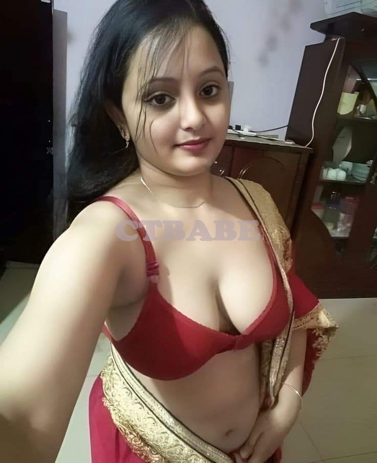 Divya  No Advance Bookings Photo 1 of 1