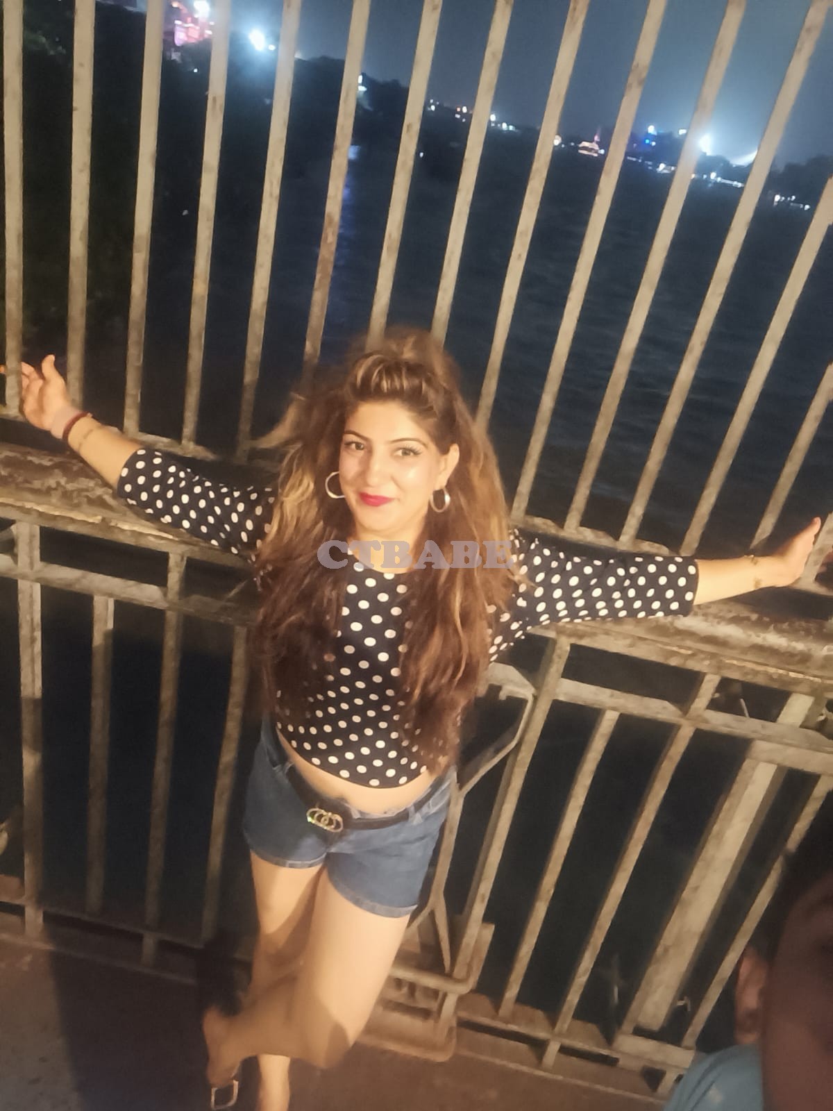 Angel maya ((9650391117)) call girls Photo 1 of 3