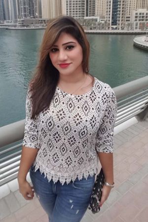 Kavya Hotel Call Girl Photo 1 of 1
