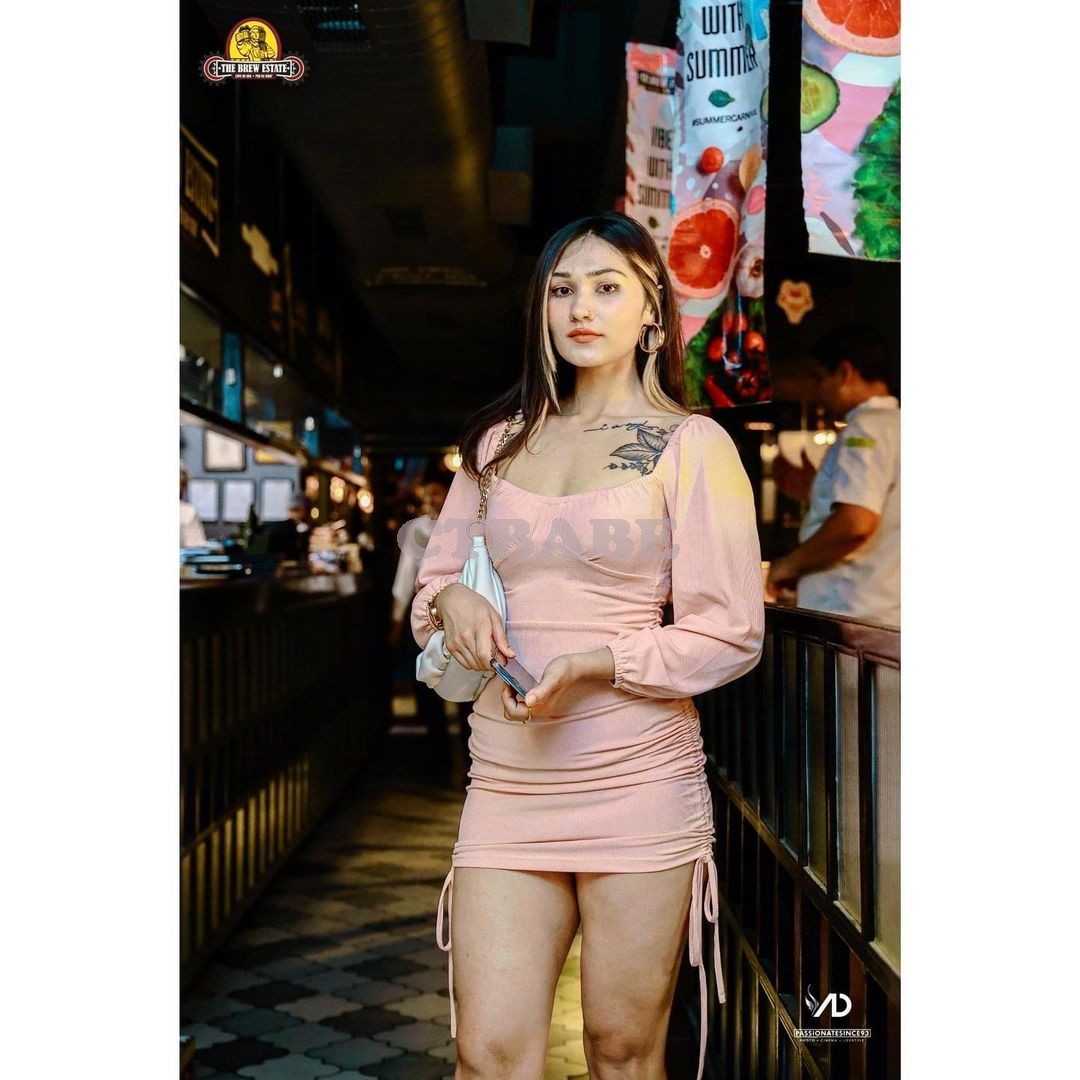 Sonia Low Rate Call Photo 1 of 1